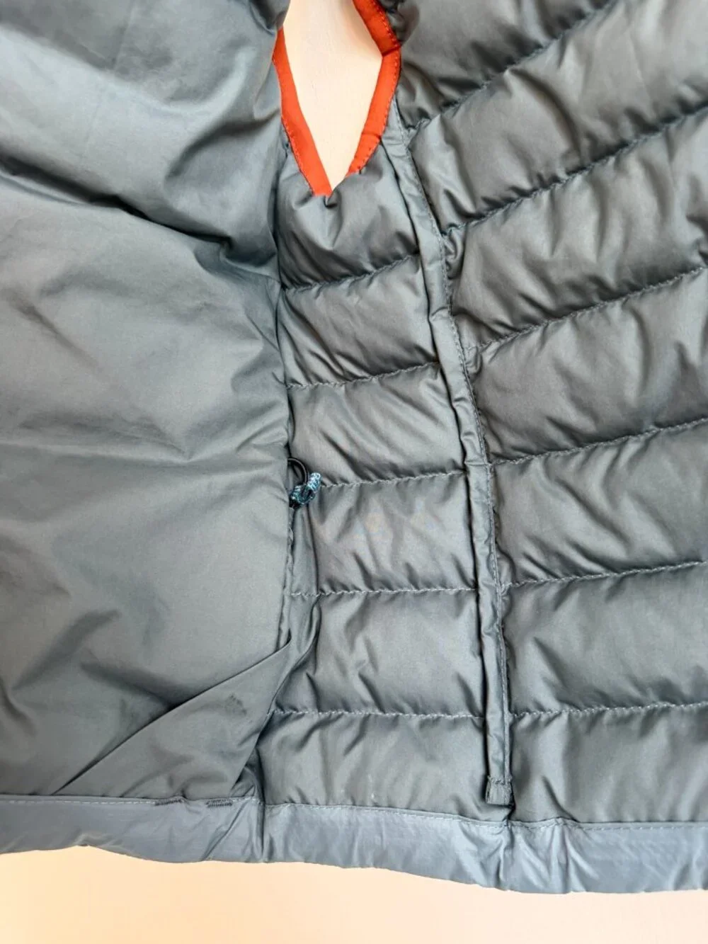 Patagonia Kids Colorblock Down Puffer Vest XS 5-6 Blue Orange Gray